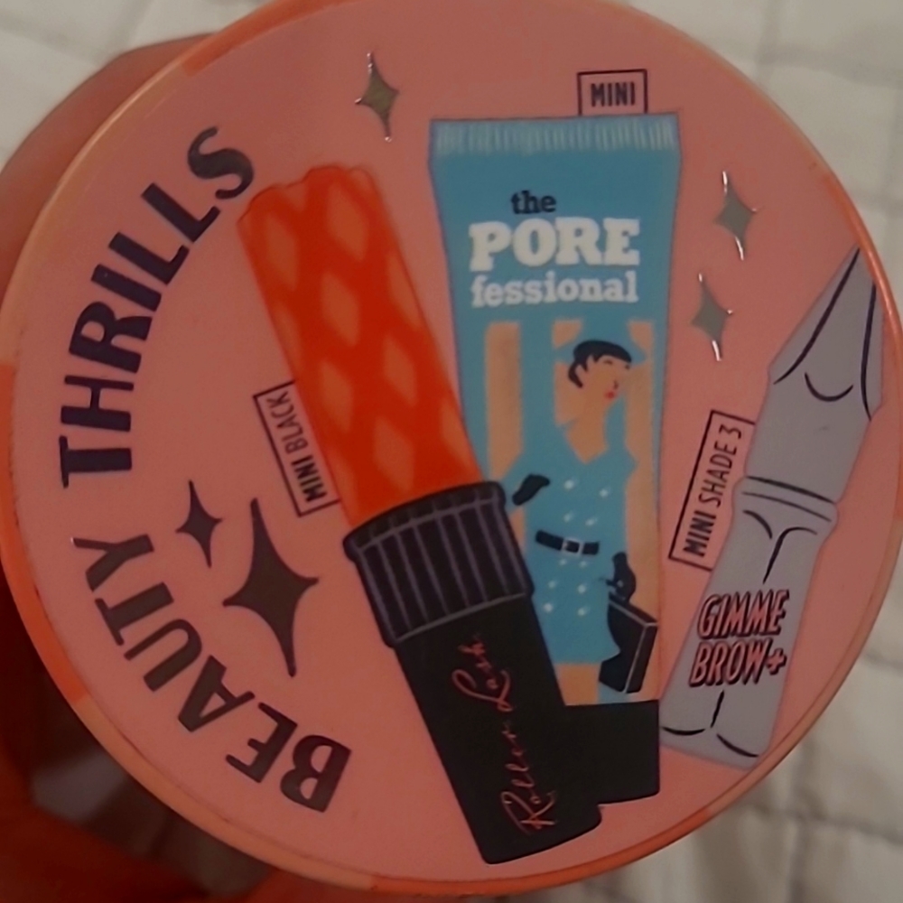 Benefit gift box